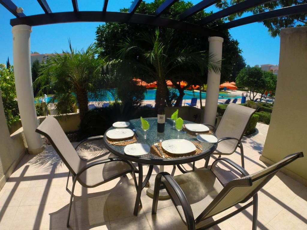 Hesperides Gardens Villa Paphos Exterior photo